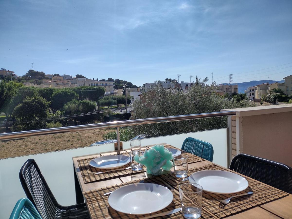 Encantador Apartamento Familiar 4 Px Con Terraza, Parking Y Wi-Fi En Llança Dış mekan fotoğraf